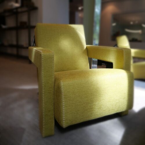 Fauteuil utrecht de la marque cassina chez Jbonet