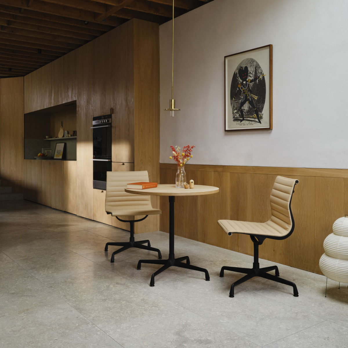 Eames Aluminium Chair