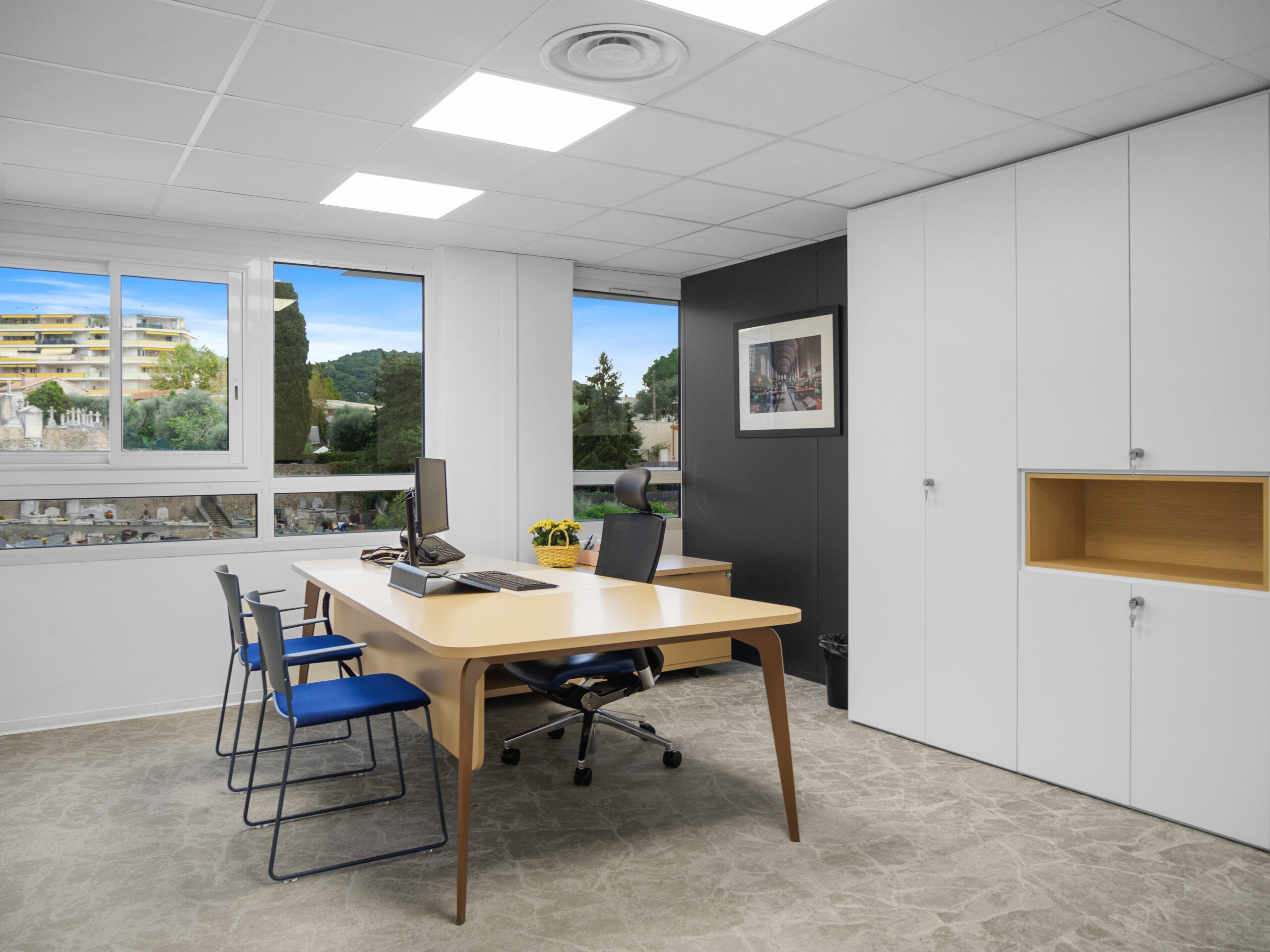 Bureau trintignac réalisé par jbonet à Cannes