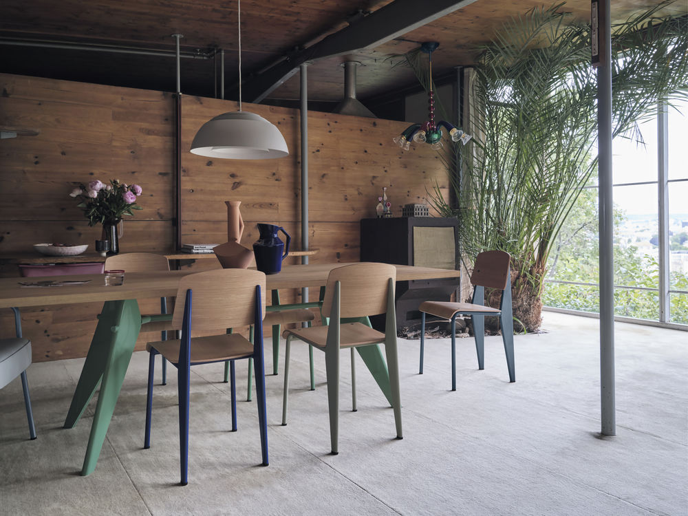 Jean prouvé mobilier contemporain design Vitra