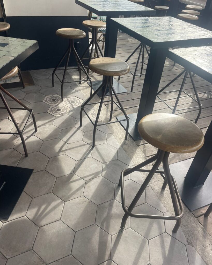 Chaises de la Movida avant