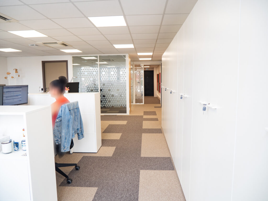 Rangement couloir de bureau Cannes