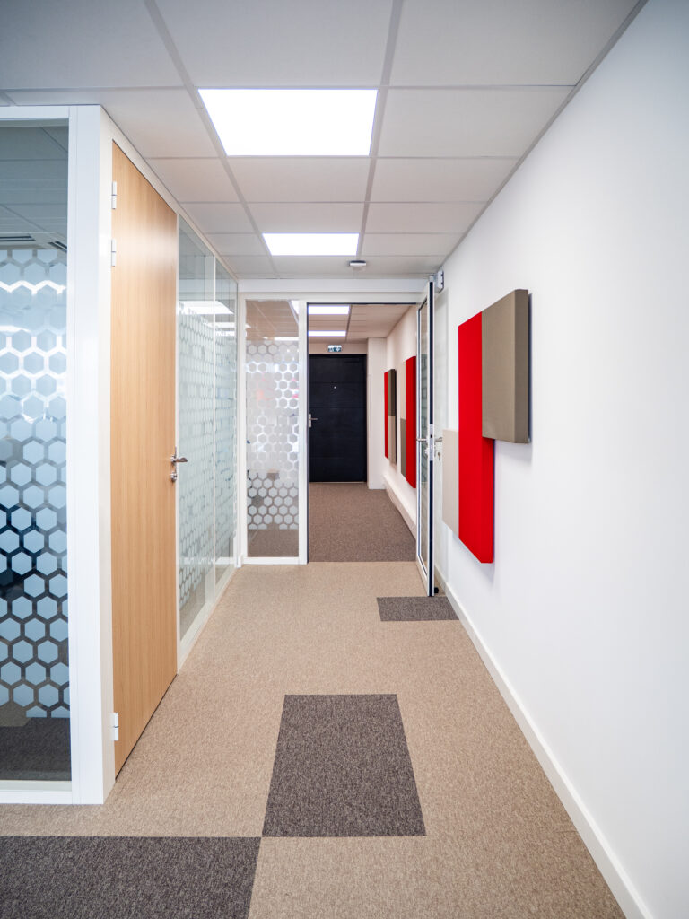 Couloir acoustiques muraux