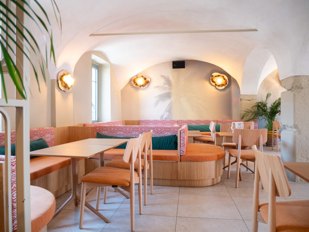 Etage intérieur la Chapa 1 à Nice